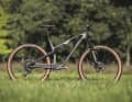 Das Conway RLC FS 7.9 macht vieles anders, als andere Bikes der gleichen Federwegskategorie. Kann es gerade deshalb im Preis-Leistungs-Vergleich punkten?