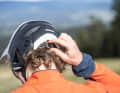 Leatt Enduro 3.0 mit Fidlock Magnet-Verschluss.