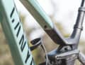 Willkommener Mehrwert: Unter dem Oberrohr befindet sich ein Montagepunkt, um Werkzeug oder eine Tasche für Ersatzteile und Proviant zu fixieren.