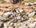 Komplett überarbeitet, frisch präsentiert und schon im Test: Das Cube One22 ist neben demLast das jüngste Trailbike in diesem Vergleich. Ob sich die Neulinge gegenüber der Konkurrenz behaupten können?