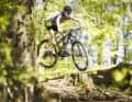 Inzwischen gibt es für Kinder und Jugendliche richtig coole Mountainbikes. Die Einsatzbereiche reichen von Race bis Downhill.