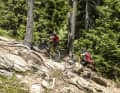 Im Enduro-Eldorado: Die Etappe Nauders - Reschensee forderte die Fahrtechniker, bergauf wie bergab. Gelegenheit für die Profis des Propain-Teams, ihre Skills zu zeigen.