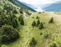Sahne-Trails und bombastische Ausblicke bis in die Ortler-Region: Auf Etappe 3 geht es von Nauders bis zum Reschensee.