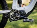 Die Pinion MGU E1.12 bietet zwölf Gänge bei 600 Prozent Bandbreite. Die Leistung liegt mit 600 Watt und 85 Newtonmetern auf dem Niveau klassischer Power-Motoren.