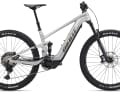 Das Giant Stance E+ 0 Pro (5499): Syncdrive Pro 2 Motor (85 Nm), 800 Wh, Rockshox Fahrwerk, Deore XT Linkglide (11 fach).