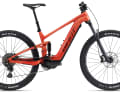 Giant Stance E+ 1 (4499 Euro): Syndrive Sport 2 Motor (75 Nm), 625 Wh, Rockshox/SR-Suntour-Fahrwerk und die haltbare Deore Linkglide Schaltung von Shimano (10-fach).