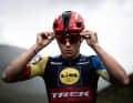 Ride like a pro! Mit den neuen 100% Sonnenbrillen passt zumindest schon mal die Sonnenbrille.