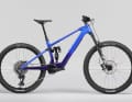 Fluid VLT 140 C2: 19,9 Kilo, 7999 Euro. Farbe: purple.