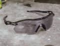 Back to the 90s! Die neue Radar Plate erinnert stark an den Oakley-Style aus längst vergangenen Tagen