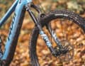 Angeführt wird das Pivot Shuttle AM Ride SLX/XT von einer Fox Float 36 Performance Federgabel mit 160 Millimetern Federweg.