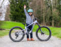 Da ist das Strahlen groß: Das Propain Yuma 4 24 und das Propain Yuma 4 26 will das perfekte Trailbike für Kinder und Jugendliche sein.