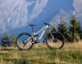 Gemacht für nachhaltigen Fahrspaß: Das neue Raaw Madonna V3 Enduro will mit Robustheit und Vielseitigkeit überzeugen.