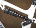 Im Heck werkelt ein Rockshox Deluxe Dämpfer.