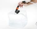 Alternativ kann man Wasser auch aus dem 20-Liter Faltkanister oder dank Filteraufsatz auch aus dem See saugen