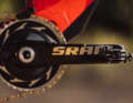 Leichte HT-Race-Pedale übertragen am Bike von Filippo Colombo die Energie auf ein Sram Powermeter.