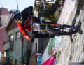 Am liebsten auf dem Downhill: „Die dicken Kisten haben eben doch noch Sicherheitsreserven“, sagt Fischi. Hier in Valparaiso 2018.