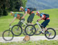 Der Trail-Weltmeister arbeitet auch als Fahrtechnik-Coach für Mountainbiker.