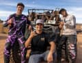 Tom Van Steenbergen, Carson Storch und Cam Zink zeigen ihre Rampage-Medaillen.