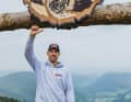 Party-Host Gee Atherton (40). Gemeinsam mit seinem Bruder Dan stellte der Brite den Wettkampf auf die Beine, gewann selbst einmal und fuhr als ältester Teilnehmer auch dieses Mal wieder unter die Top-10.