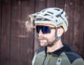 Mit dem Forefront 3 schickt Smith seinen Top-Helm mit MIPS Air Node und Koroyd-Technologie ins Rennen.