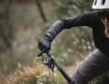 Das neue Design haben Testpersonen für SQlab im Bikepark gecheckt.