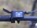 Das Ride Control Dash 2-in-1 ist bei starker Sonneneinstrahlung schlecht abzulesen und in der Bedienung wenig definiert.
