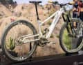 Das SX-Konzept-Bike von Crossworx setzt auf Riemen-Antrieb und zweifach Schaltnabe von Classified.