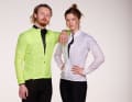 Decathlon hat mit der Van Rysel Windjacke Racer ultralight eine gute Option für preisbewusste Racer im Sortiment
