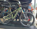 Gab's am Cube-Stand zum Ausprobieren: Das neue Top-E-Bike der Waldsassener, das Stereo Hybrid 155.