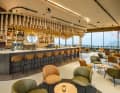 Die Rooftop-Etage mit Bar und drei Themensaunen.
