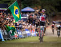 Specialized Factory Racing Teamfahrer Christopher Blevins sicherte sich auf den Roval Control SL Team Laufrädern den Sieg beim XCO-Worldcup 2024 im brasilianischen Mairiporã.