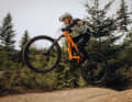 Der Markt für spezielle Kinder-E-Mountainbikes ist nicht sonderlich groß. Trotzdem gibt es sie: vollwertige E-MTBs für Kids, wie das Rocky Mountain Reaper Powerplay.
