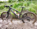 Ein Bike für viele tausend Euro im Schlamm zu versenken tut immer weh. Das Specialized Epic 8 Expert hatte es im Dauertest nicht leicht und offenbarte die ein oder andere Schwachstelle.