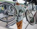 Wer auf die Kombi von Verkehrsmitteln - modal Split - setzt, meistert auch weite Alltagsstrecken.