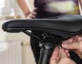 Ergonomie Sattel: Seine Oberfläche und Form sollte zur Anatomie des Fahrergesäßes passen, deshalb kann das mal eine langwierige Suche sein.