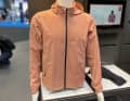 Die Jack Wolfskin Commute 2,5L Jacke wurde speziell für Fahrradpendler entwickelt.