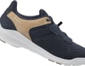 Radschuhe gehen auch Legere wie diese Klick-Schuhe von Shimano im Sneaker-Look.
