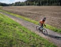 Einen Mehrwert bietet etlichen Rennradlern längst auch das Gravelbike: ob als Zweit-, Pendler- oder Winterrad.