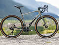 Das ist das Giant Revolt Advanced 0