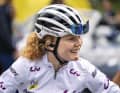 Straße zum Erfolg: Bei der Tour de France Femmes 2024 konnte Pieterse das Weiße Trikot der besten Nachwuchsfahrerin erringen