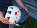 Ich bin zwei Helme: Mit der zusätzlichen Schale wird aus dem ¬Finisher Evo ein Aero-Helm.