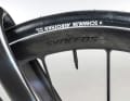 Innovativ- Der weiterhin nicht erhältliche Schwalbe Aerothan Race holt mehr als 100 Gramm gegenüber einem konventionellen Tubeless-Reifen heraus