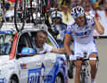 Am Ende der Tour landet Pinot auf Platz 10 der Gesamtwertung. Teamboss Marc Madiot freut sich über seinen neuen Star.