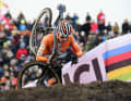 Doch zumeist sicherte sich Mathieu van der Poel den Weltmeistertitel. Seinen zweiten WM-Sieg holte er 2019 im dänischen Bogense.