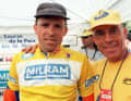 Uwe Ampler (l.) und Vater Klaus Ampler traten zumeist als Duo bei den Radrennen auf. Hier bei der Internationalen Friedensfahrt 1998.