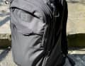 Auch Bikerinnen und Biker müssen zur Arbeit. Dafür hat Osprey diesen Rucksack im Programm: den Metron Airspeed 34.