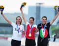 Straßenrennen der Frauen - Gold: Anna Kiesenhofer (Österreich), Silber: Annemiek van Vleuten (Niederlande), Bronze: Elisa Longo Borghini (Italien)