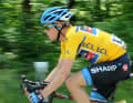 Profi wurde Dennis dann 2013. Seinen ersten Vertrag unterschrieb er beim Team Garmin - Sharp. Nach Platz 2 im Zeitfahren der Dauphine-Rundfahrt schlüpfte er für einen Tag gleich mal ins Gelbe Trikot.