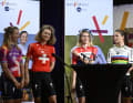 Doch neben dem Duo hat SD Worx mit Lorena Wiebes (l.) und Marlen Reusser (2.v.l.) zwei weitere absolute Topfahrinnen im Team, die untereinander um Siege konkurrieren.