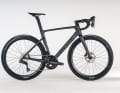 Van Rysel RCR-R Pro im Test. Wie schlägt es sich, und wie weit ist es vom Profmodell entfernt?